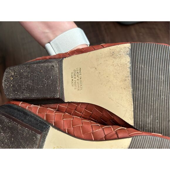 Connie Wicker Woven Slip-On Brown Shoes, Size 9 - Picture 7 of 9